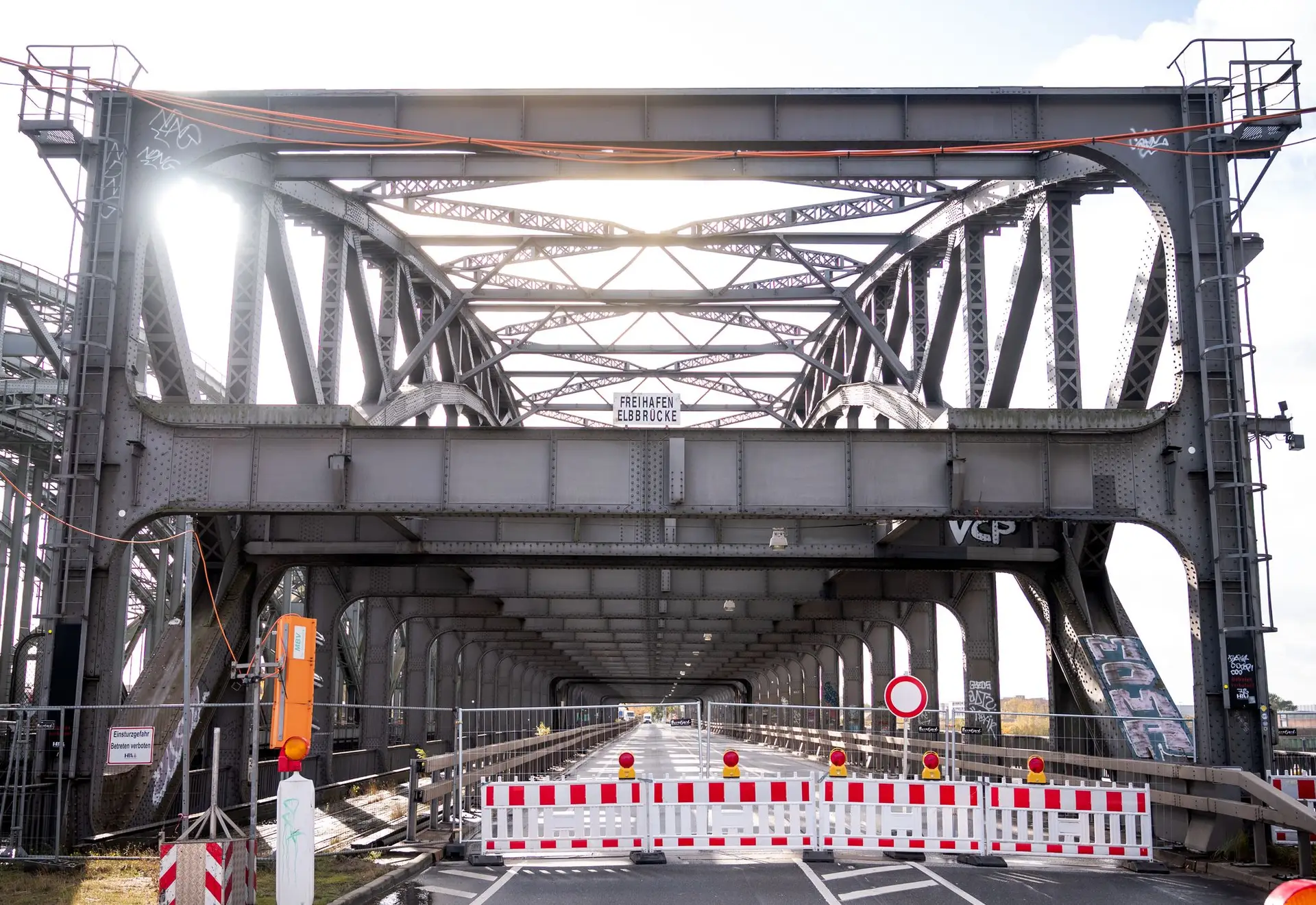 Hintergrund