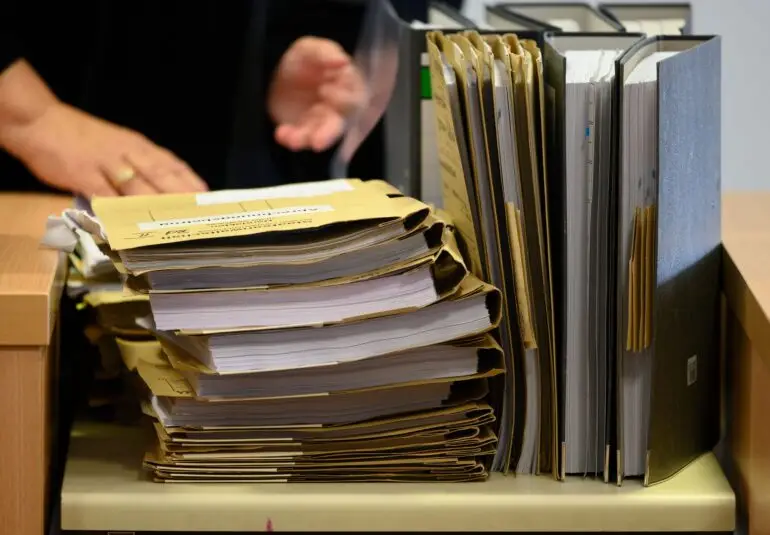 Die Zahl der offenen Verfahren bei Staatsanwaltschaften in Schleswig-Holstein ist deutlich gestiegen. (Symbolbild)