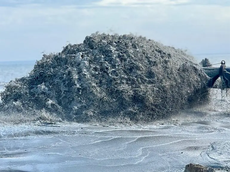 Sandaufspülung zum Küstenschutz zwischen Nieblum und Goting auf Föhr