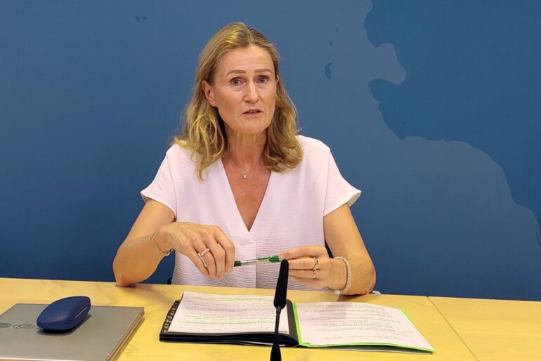 «Wir investieren auch in finanziell schwierigen Zeiten», betonte Finanzministerin Silke Schneider (Grüne). (Archivbild)
