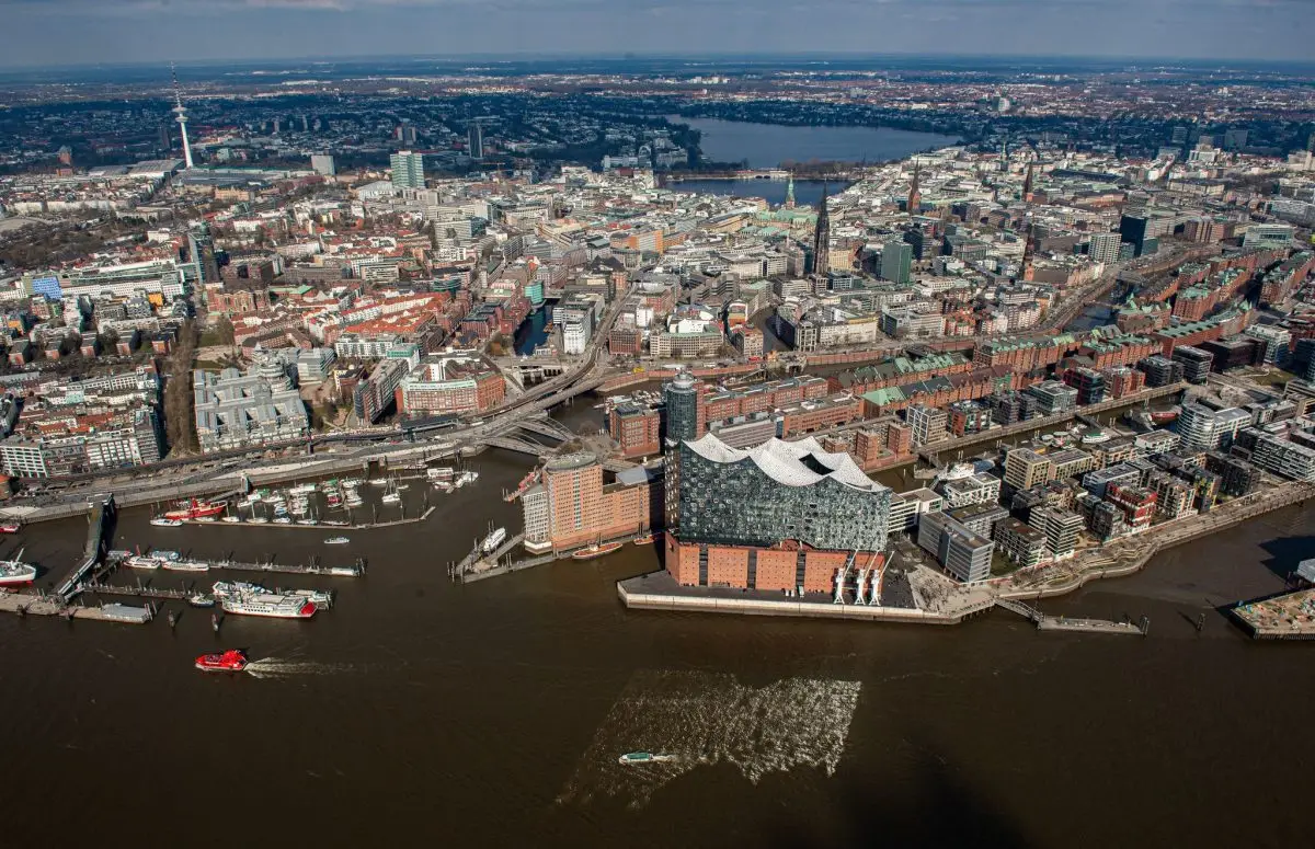 Wichtiges Wahrzeichen in Hamburg: die Elbphilharmonie. (Archivbild)