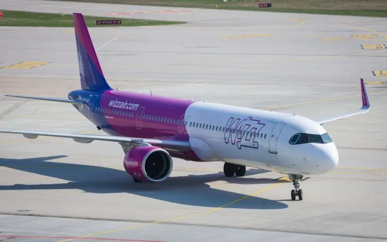 Die Airline fliegt ab Mitte Dezember auch von Hamburg aus nach Pristina. (Archivbild)