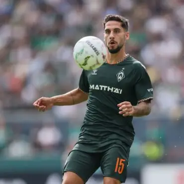 Früher beim HSV, jetzt bei Werder Bremen: Mittelfeldspieler Ludovit Reis. (Archivbild)