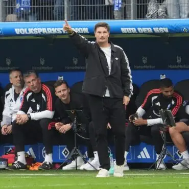 Genießt hohes Ansehen im Verein und in der Mannschaft: HSV-Trainer Merlin Polzin.