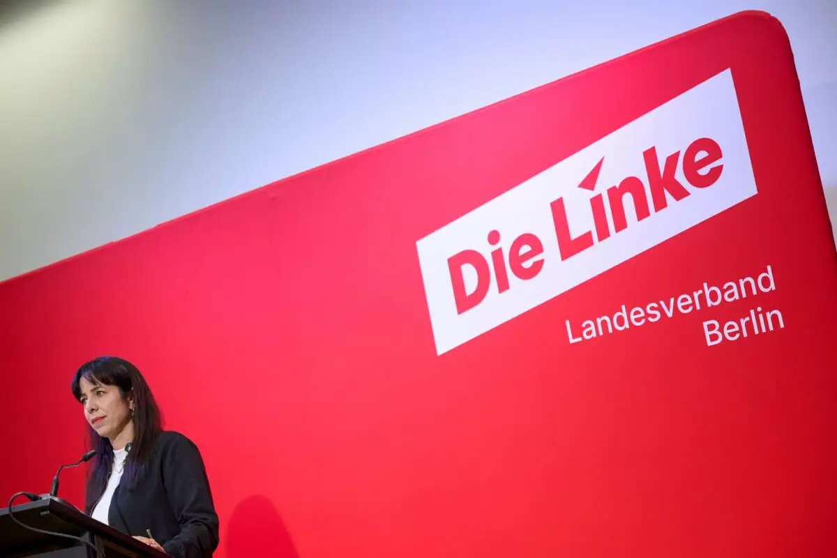 Die Spitzenkandidatin und Fraktionsvorsitzende der Berliner Linken, Elif Eralp, will neue Regierende Bürgermeisterin werden. (Archivbild)