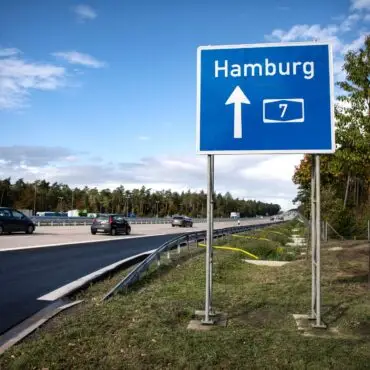 Die A7 war am Wochenende abschnittweise voll gesperrt, ist jetzt aber wieder freigegeben. (Symbolbild)