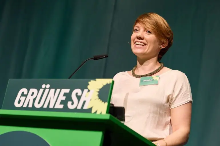 Lydia Rudow und die Grünen wollen mit einem mehr als 270 Seiten dicken Programm in die Landtagswahl 2027 gehen. (Archivbild)