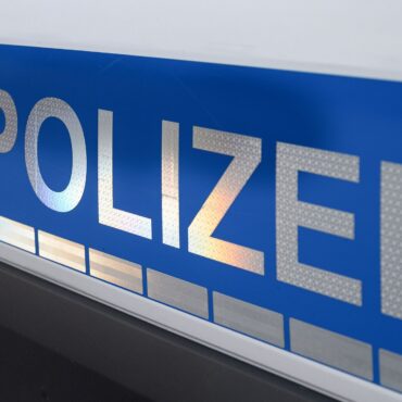 In Neumünster hat ein zwei Jahre altes Mädchen versehentlich Cannabis-Reste gegessen. (Symbolbild)