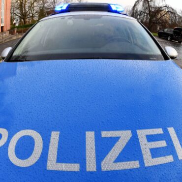 Der Mann erlag zwei Tage nach dem Unfall seinen Verletzungen. (Symbolbild)