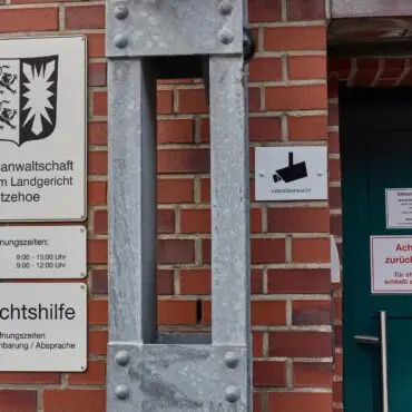 Die Staatsanwaltschaft Itzehoe ermittelt wegen des Verdachts des Vortäuschens einer Straftat gegen einen ehemaligen Bürgermeisterkandidaten. (Symbolbild)
