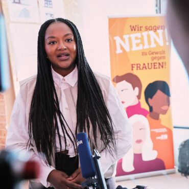 Gleichstellungsministerin Aminata Touré (Grüne) bei der Vorstellung des neuen Förderprogramms für 200 neue Frauenhausplätze.