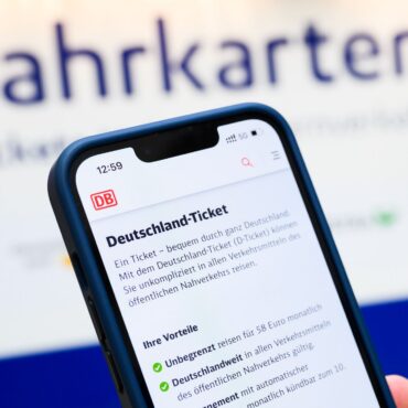 Kommt bald die kleine Schwester des Deutschlandtickets? (lllustration)