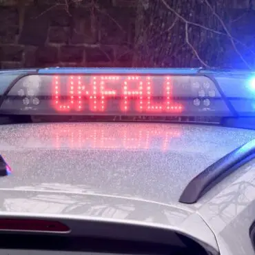 Auf der A7 nahe Neumünster sind drei Menschen bei einem Unfall verletzt worden. (Symbolbild)