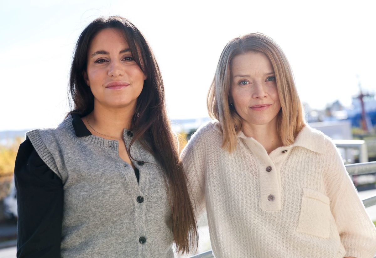 Schauspielerinnen Almila Bagriacik (l) ist zwar ambitioniert, wenn es um Rollen oder andere Projekte geht, aber nicht überehrgeizig. (Archivbild)