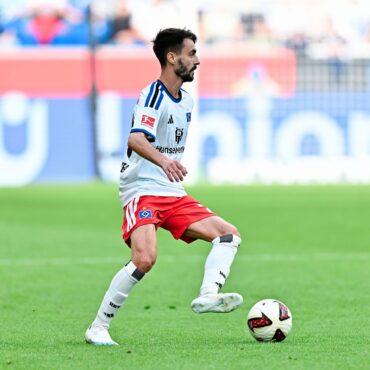Gegen Stuttgart im Fokus: HSV-Techniker Fabio Vieira.