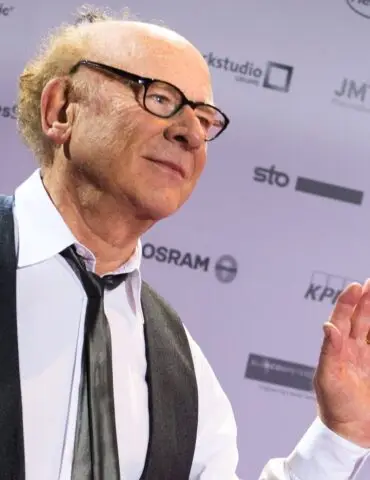 Der Musiker und Sänger Art Garfunkel hat sein einziges Deutschlandkonzert in Hamburg aus gesundheitlichen Gründen abgesagt. (Archivbild)