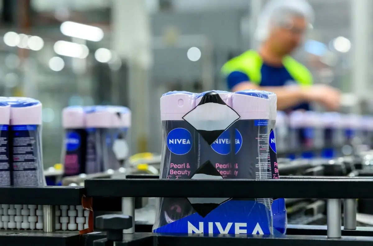 Zur Marke Nivea gehören etwa Deodorants. (Archivbild)