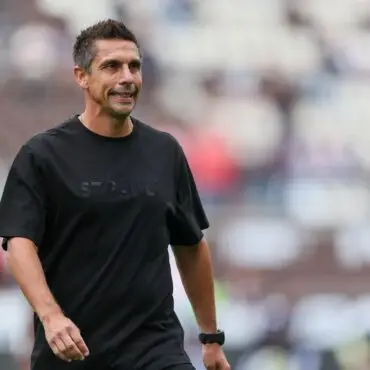 St. Paulis Trainer Marcel Rapp. (Archivbild)