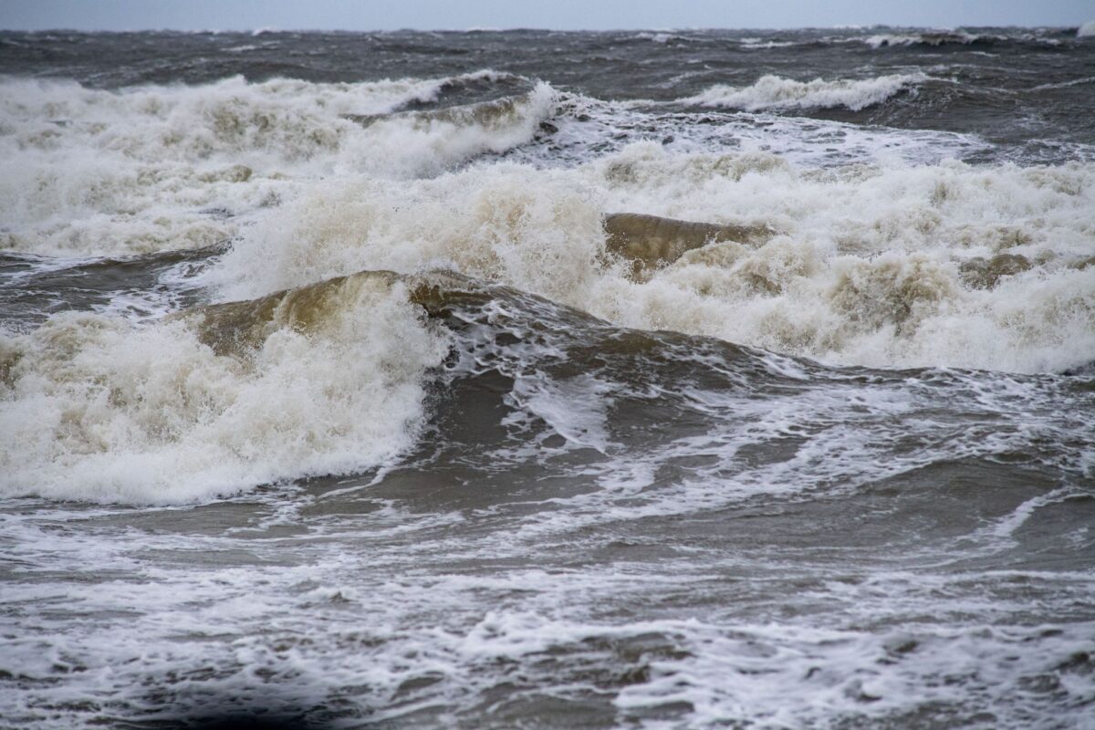 Für Sonntag wird ein Hochwasser an der deutschen Ostseeküste erwartet. (Archivbild)