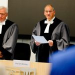 Das Gericht wies die Verfassungsbeschwerden als unzulässig zurück.