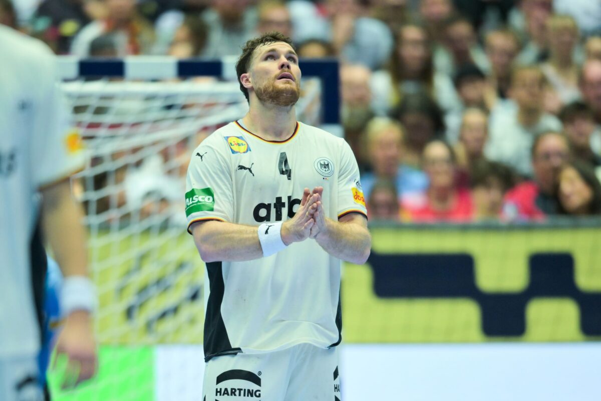 Nationalspieler Johannes Golla will die MT Melsungen laut einem Medienbericht vorzeitig verlassen. (Archivbild)