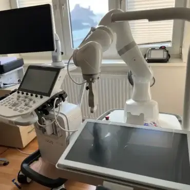 Kostenlose Untersuchung auf entzündliches Rheuma mit dem KI-gestützten Roboterarm Arthur in Wyk auf Föhr.