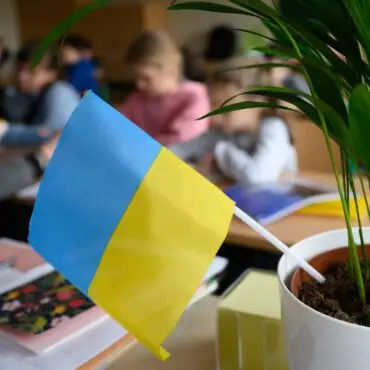 Neun Hamburger Schulen bieten derzeit fast 20 Ukrainisch-Kurse an. (Symbolbild)