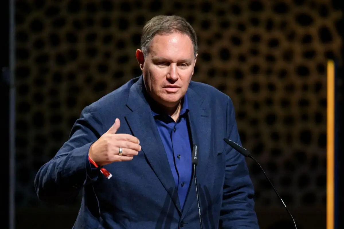 Für Kultursenator Carsten Brosda ist der Verlagspakt «Wirtschafts- als auch Kulturförderung».