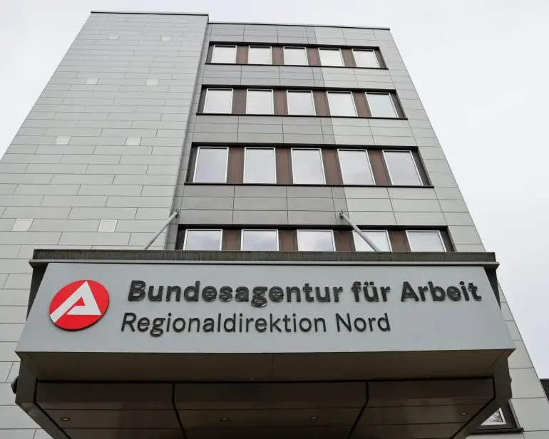 Etwas weniger Arbeitslose im Norden in Schleswig-Holstein. (Symbolbild)